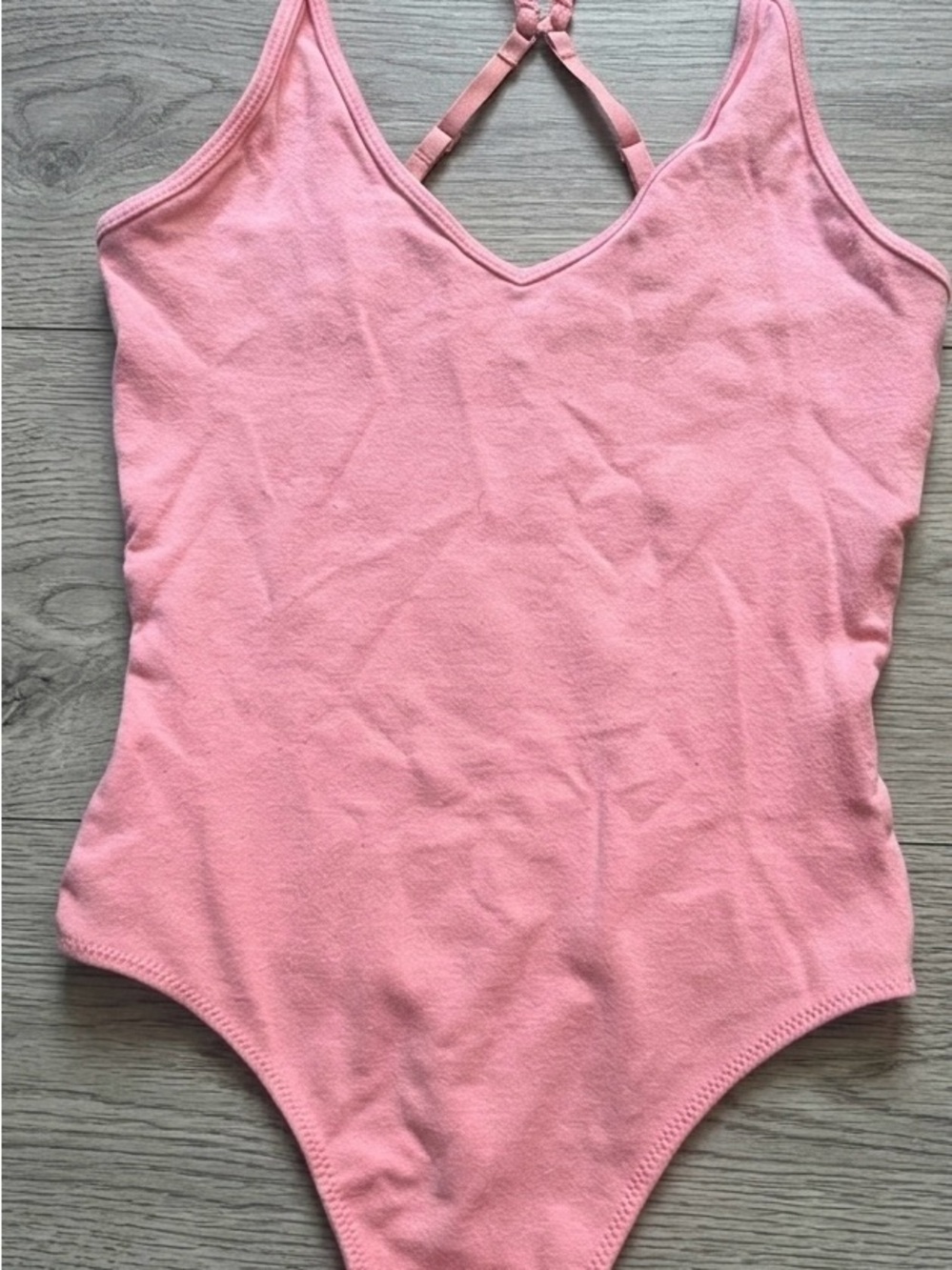 Aritzia Sunday Best Annie V-Neck Bodysuit Pink XS